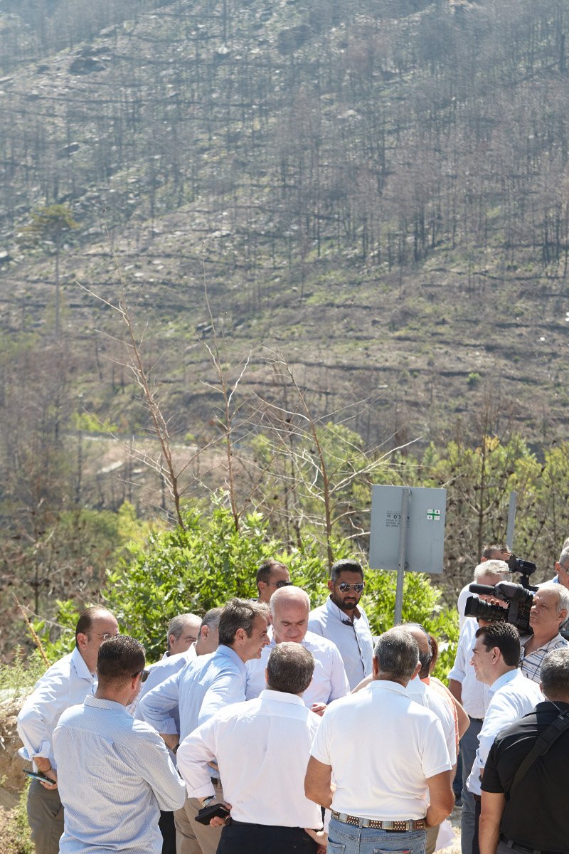 Ο Μητσοτάκης σε περιοδεία -Οδοιπορικό στην Ελλάδα των προβλημάτων [εικόνες] | iefimerida.gr 11