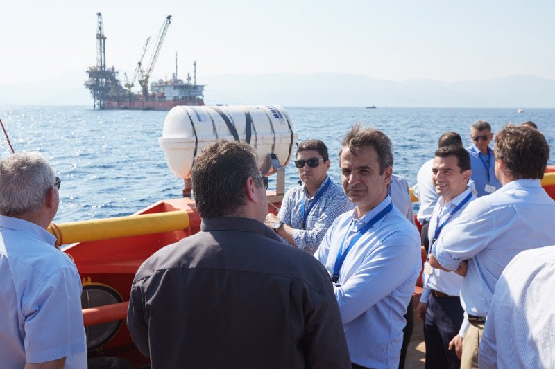 Ο Μητσοτάκης σε περιοδεία -Οδοιπορικό στην Ελλάδα των προβλημάτων [εικόνες] | iefimerida.gr 7