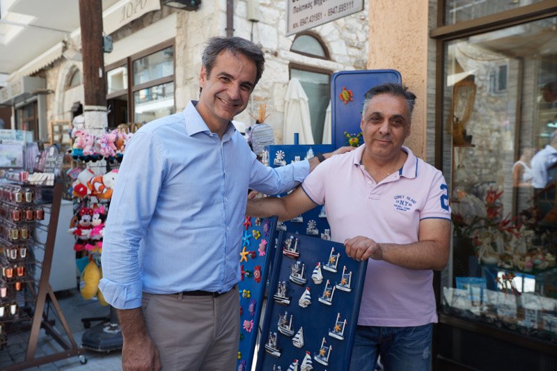 Ο Μητσοτάκης σε περιοδεία -Οδοιπορικό στην Ελλάδα των προβλημάτων [εικόνες] | iefimerida.gr 19