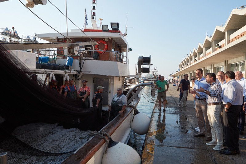 Ο Μητσοτάκης σε περιοδεία -Οδοιπορικό στην Ελλάδα των προβλημάτων [εικόνες] | iefimerida.gr 5