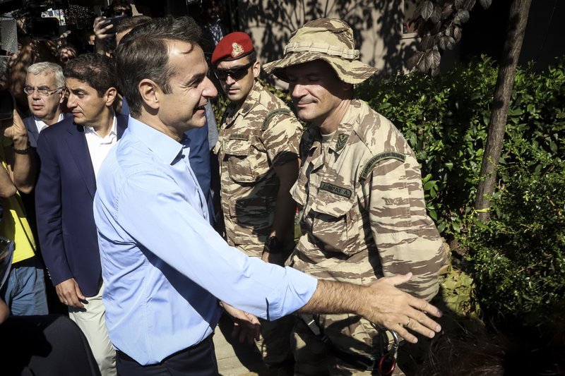 Η βόλτα του Μητσοτάκη στη ΔΕΘ [εικόνες & βίντεο] | iefimerida.gr 2