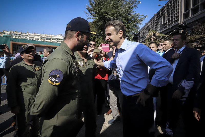 Η βόλτα του Μητσοτάκη στη ΔΕΘ [εικόνες & βίντεο] | iefimerida.gr 1