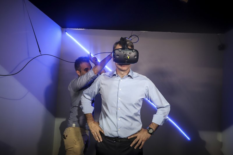 Η βόλτα του Μητσοτάκη στη ΔΕΘ [εικόνες & βίντεο] | iefimerida.gr 5