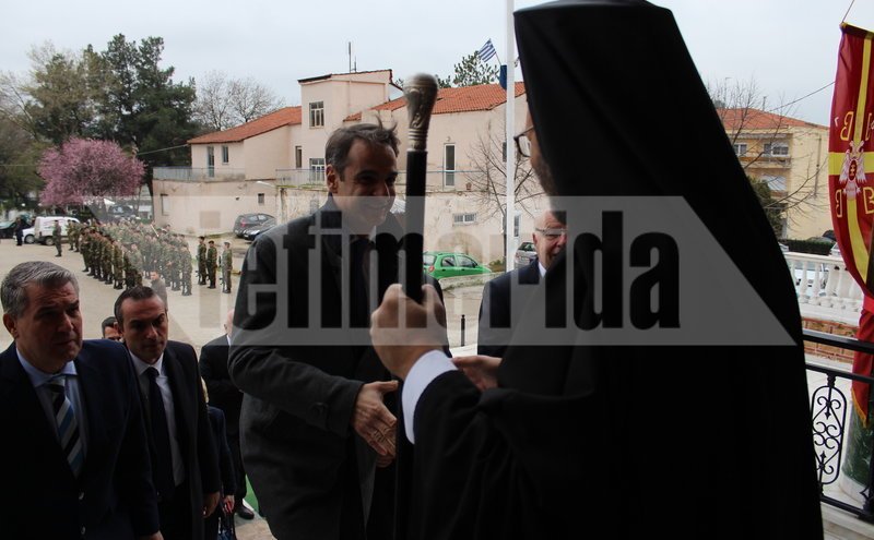 Μητσοτάκης στους γονείς των 2 στρατιωτικών: Κάνουμε τα πάντα να γυρίσουν | iefimerida.gr 11