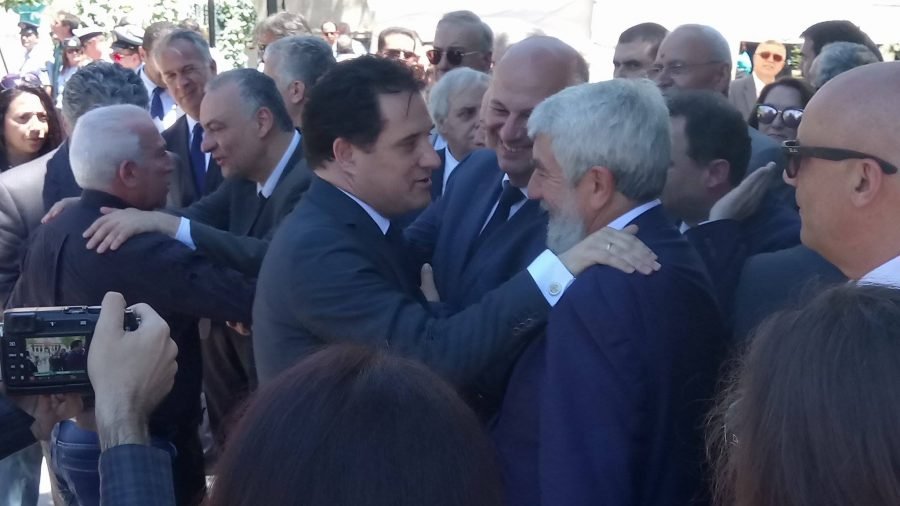 Η Κρητική γη υποδέχτηκε τον Κων. Μητσοτάκη -Με μπαλωθιές το τελευταίο αντίο | iefimerida.gr 20