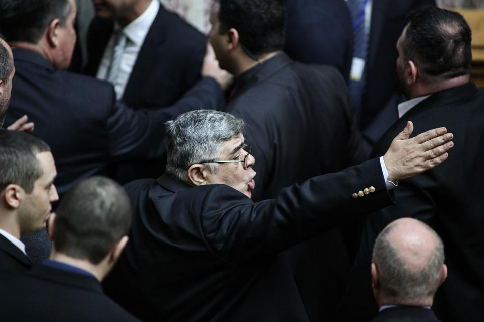  Αθλιότητες χρυσαυγιτών: Ο Λαγός κινήθηκε κατά του Δένδια και ο Μίχος κατά του Κικίλια [εικόνες] | iefimerida.gr 2