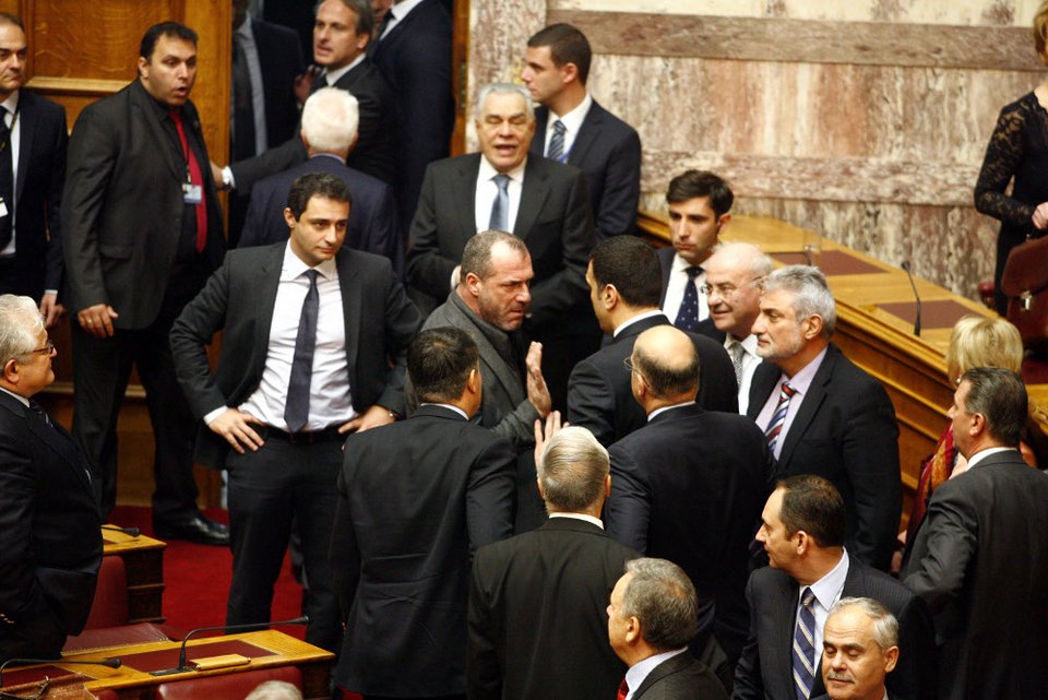  Αθλιότητες χρυσαυγιτών: Ο Λαγός κινήθηκε κατά του Δένδια και ο Μίχος κατά του Κικίλια [εικόνες] | iefimerida.gr 0