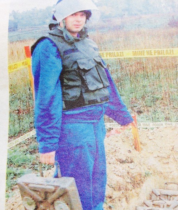 Αυτός είναι ο δημοσιογράφος Κωνσταντίνος Τζεβελέκος με τη «χρυσή» ΜΚΟ, που απέσπασε 9 εκατ. ευρώ [εικόνες] | iefimerida.gr 0