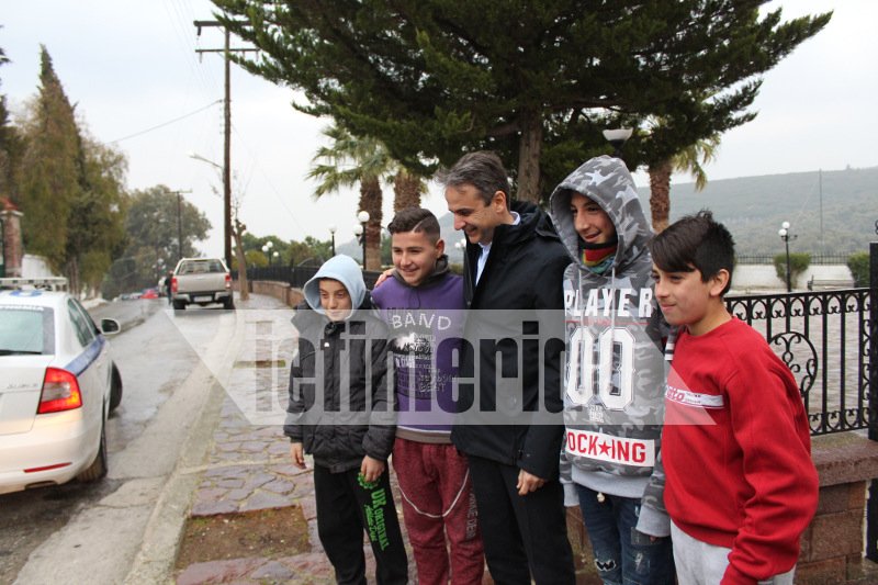 Μητσοτάκης από τη Λέσβο: «Δεν μου αρκούν τα δάκρυα του κ. Μουζάλα, θα έπρεπε να είχε παραιτηθεί» | iefimerida.gr 4