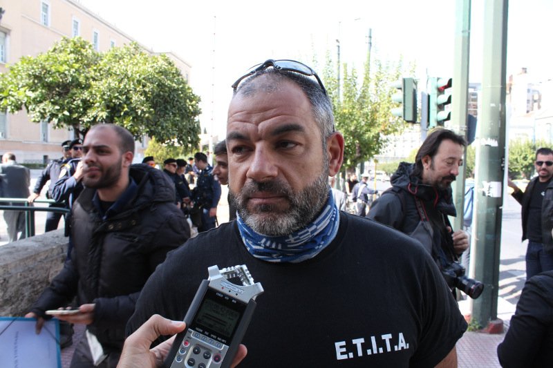 Η διαμαρτυρία εργαζομένων σε ΜΜΕ έξω από τη Βουλή για το «μαύρο» στα κανάλια [εικόνες] | iefimerida.gr 2