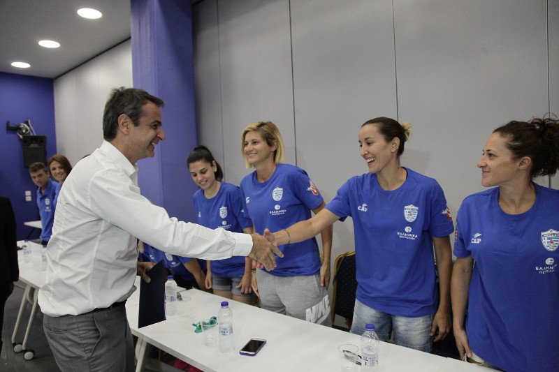 Συνάντηση του Μητσοτάκη με μέλη της ολυμπιακής ομάδας κωφών [εικόνες] | iefimerida.gr 0