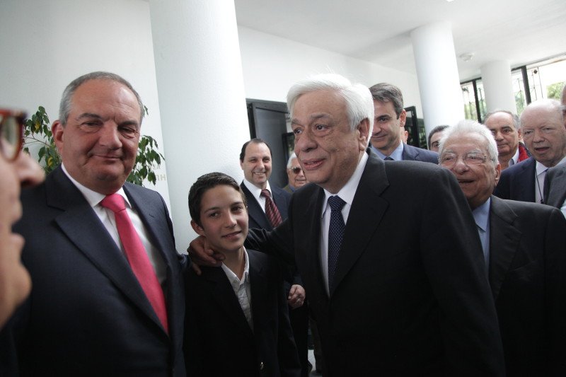 Η ΝΔ στο μνημόσυνο του Κωνσταντίνου Καραμανλή [εικόνες] | iefimerida.gr 2