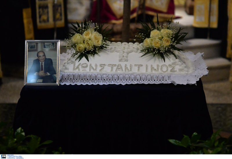 40 μέρες από τον θάνατο του Κωνσταντίνου Μητσοτάκη -Εγινε το μνημόσυνο, παρόντες η οικογένεια και φίλοι [εικόνες] | iefimerida.gr 7
