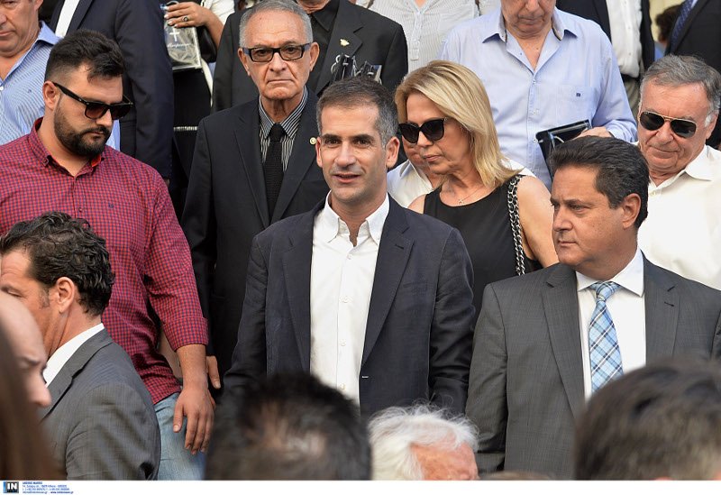 40 μέρες από τον θάνατο του Κωνσταντίνου Μητσοτάκη -Εγινε το μνημόσυνο, παρόντες η οικογένεια και φίλοι [εικόνες] | iefimerida.gr 10