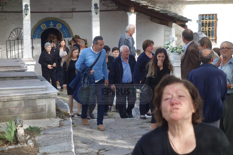 Ξέσπασε η μητέρα του Κατσίφα
