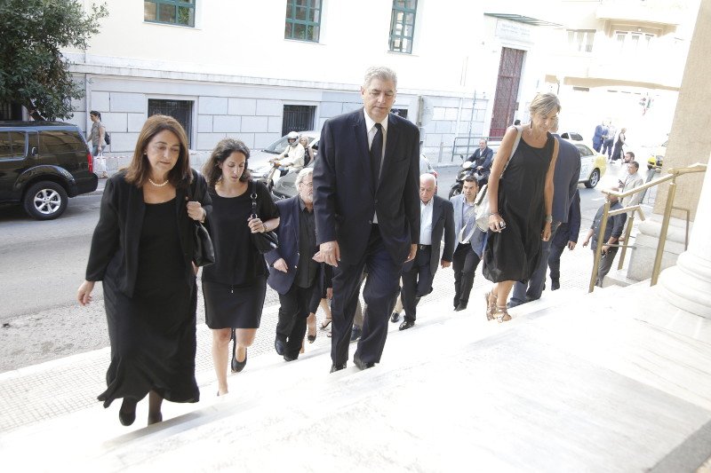 40 μέρες από τον θάνατο του Κωνσταντίνου Μητσοτάκη -Εγινε το μνημόσυνο, παρόντες η οικογένεια και φίλοι [εικόνες] | iefimerida.gr 3