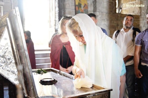 Στην Κύπρο, υπό άκρα μυστικότητα, η σύζυγος του Μενβέντεφ [εικόνες] | iefimerida.gr 1