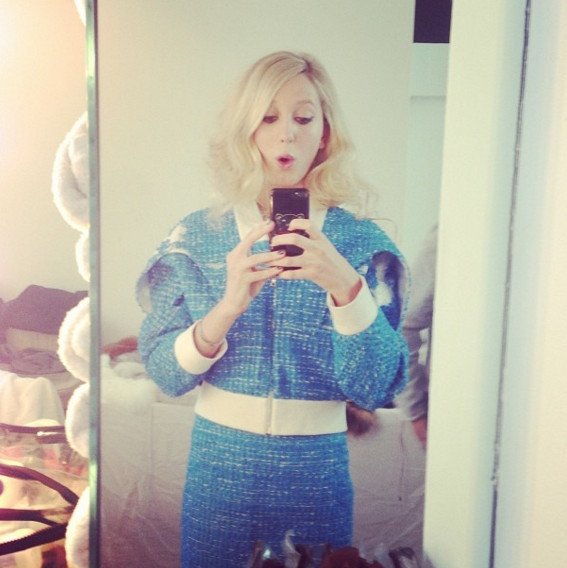 Γιατί η εγγονή του τέως είναι το νέο fashion icon -Ξένα περιοδικά μόδας εξηγούν [εικόνες] | iefimerida.gr 20