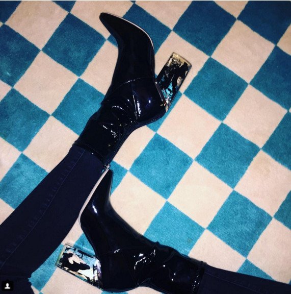 Γιατί η εγγονή του τέως είναι το νέο fashion icon -Ξένα περιοδικά μόδας εξηγούν [εικόνες] | iefimerida.gr 9