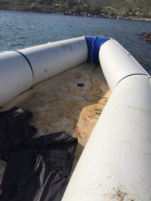 Channel 4: Η τουρκική ακτοφυλακή προσπάθησε να βυθίσει λέμβο με πρόσφυγες μέσα στα ελληνικά χωρικά ύδατα [εικόνες & βίντεο] | iefimerida.gr 5