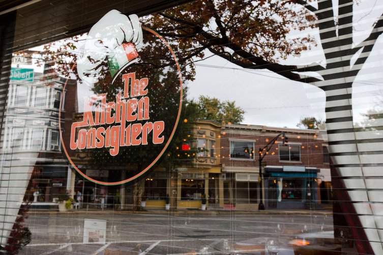 Ο μαφιόζος που μπήκε στην κουζίνα- Μετέτρεψε το ένοχο παρελθόν του σε επιτυχημένο εστιατόριο [εικόνες]  | iefimerida.gr 1