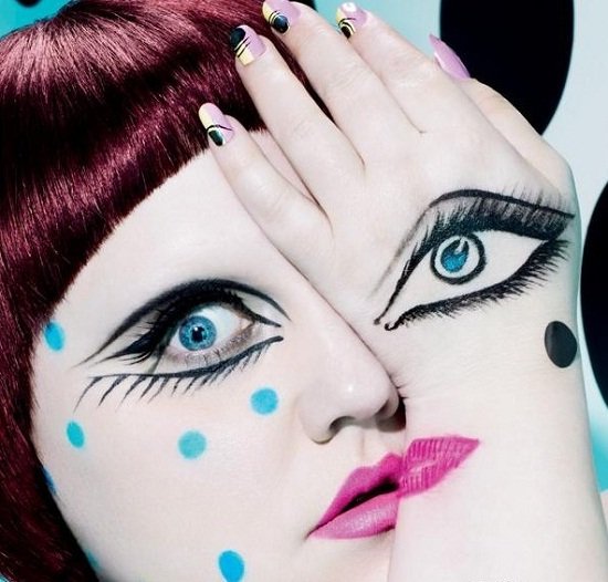 Μόδα για ευτραφείς χωρίς ενοχές από μια ροκ τραγουδίστρια [εικόνες] | iefimerida.gr 13