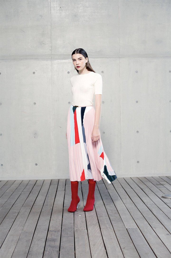 Κίνα: 14χρονο μοντέλο από τη Ρωσία πέθανε μετά από εξαντλητική επίδειξη μόδας [εικόνες & βίντεο]  | iefimerida.gr 1