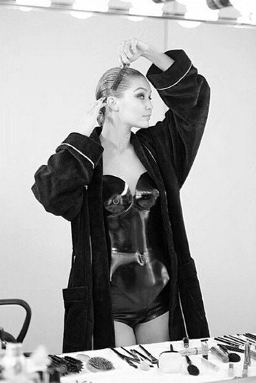 Αυτή είναι η νέα γενιά μοντέλων: Από το γιο του Σβαρτζενέγκερ στη μικρή αδελφή Καρντάσιαν [εικόνες] | iefimerida.gr 3