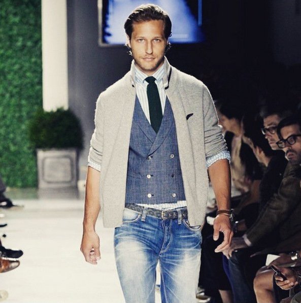 Μοντέλο ελληνικής καταγωγής «έκοψε» το σεξ, για να σώσει τα μαλλιά του [εικόνες] | iefimerida.gr 4