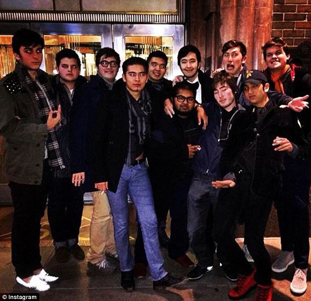 Ο 17χρονος που έχει τρελάνει τις ΗΠΑ -Πώς κατάφερε να βγάλει 72 εκατ. δολάρια σε μερικούς μήνες [εικόνες] | iefimerida.gr 0