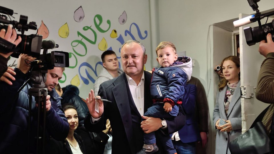 Μολδαβία: Ψηφίζουν σήμερα υπέρ της Ρωσίας ή της Eυρωπαϊκής Eνωσης | iefimerida.gr 2