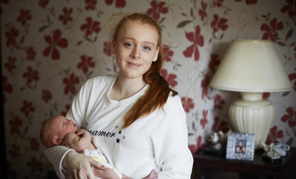 «Λιώνει» το Ιντερνετ: Μωρά μιας ημέρας ποζάρουν στο φακό [εικόνες] | iefimerida.gr 0