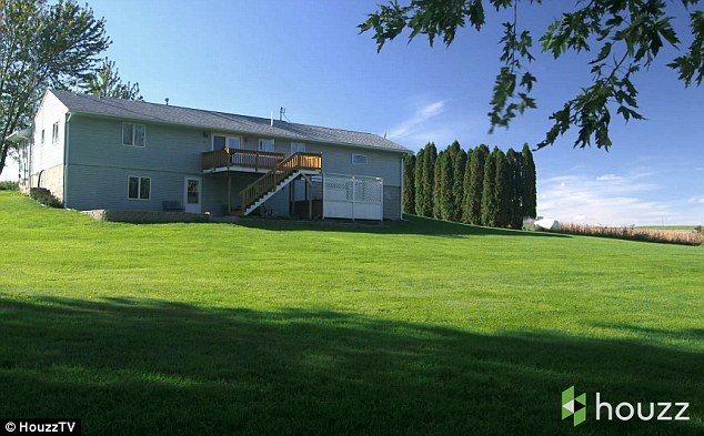 Ο Άστον Κούτσερ ανακαινίζει το πατρικό του [εικόνες & βίντεο] | iefimerida.gr 4