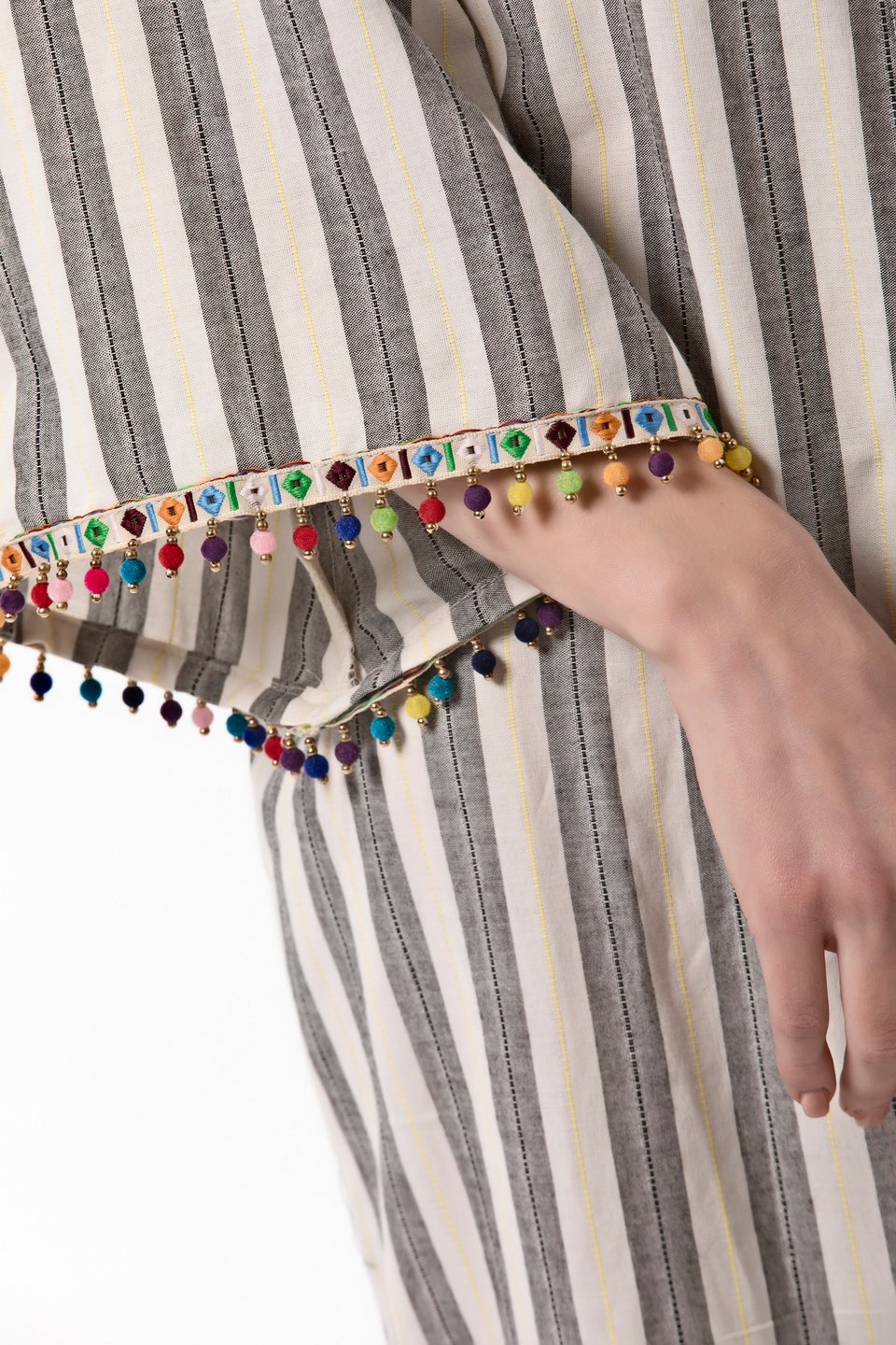 Monaco Princess -Αυτά τα καφτάνια κουβαλούν πάνω τους το ελληνικό καλοκαίρι [εικόνες] | iefimerida.gr 1