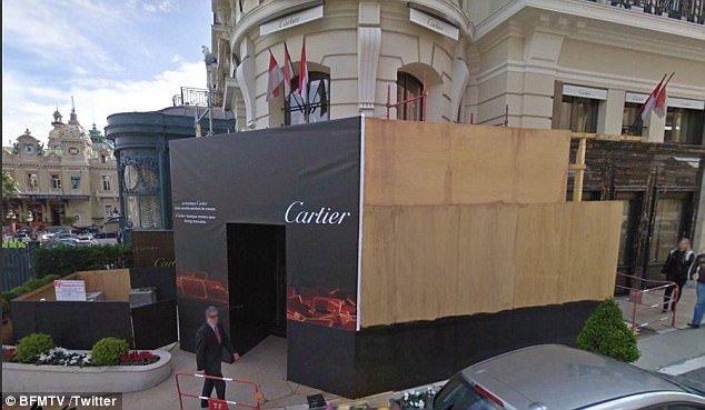 Μονακό: Κινηματογραφική ληστεία μέρα μεσημέρι στο κοσμηματοπωλείο Cartier [εικόνες] | iefimerida.gr 2
