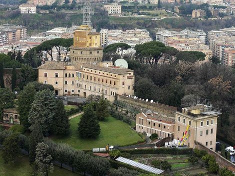 Αυτό είναι το τετραώροφο μοναστήρι - ΚΑΠΗ που θα ζήσει από εδώ και πέρα ο Πάπας [εικόνες & βίντεο] | iefimerida.gr 0