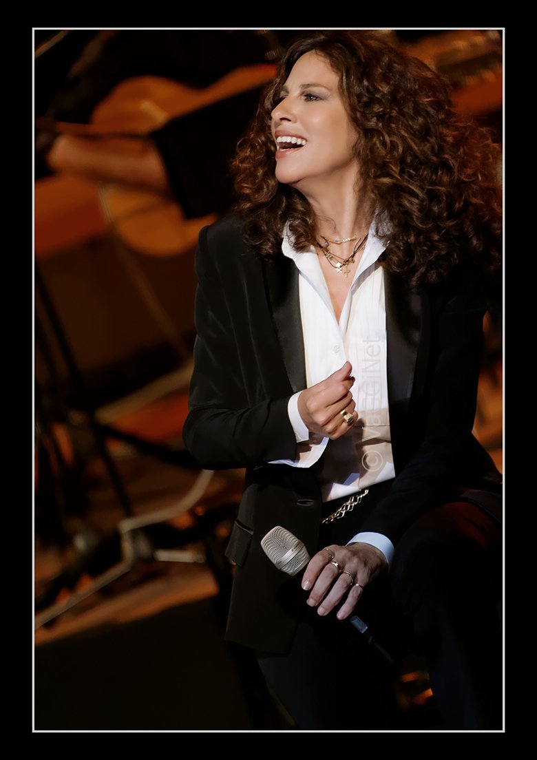 Συναυλίες μέσα από το φακό της Ευαγγελίας Θωμάκου: Η αγωνία της πρεμιέρας, η αγαλλίαση του τέλους [εικόνες]  | iefimerida.gr 1