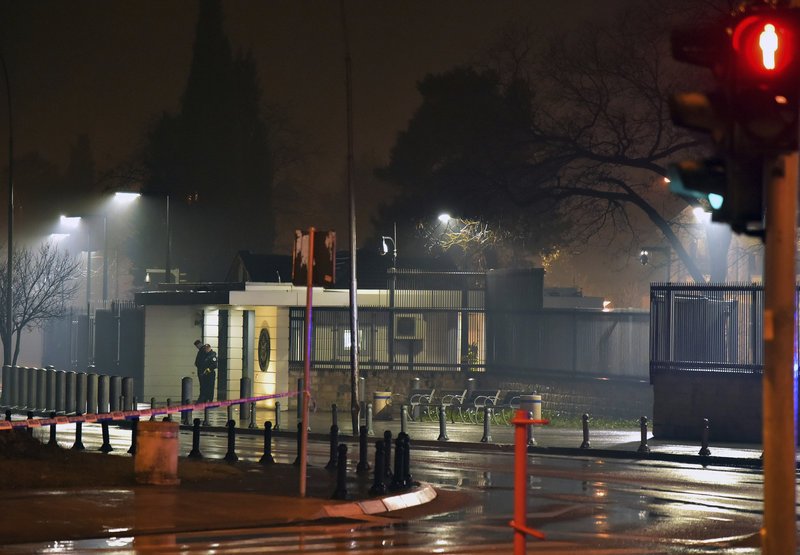 Μαυροβούνιο: Επίθεση βομβιστή-καμικάζι πολύ κοντά στην Πρεσβεία των ΗΠΑ [εικόνες] | iefimerida.gr 1