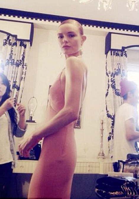 Νούμερο ρούχου 000: Τι είναι αυτή η  νέα άκρως επικίνδυνη μόδα που κατακλύζει το Χόλιγουντ [εικόνες] | iefimerida.gr 8