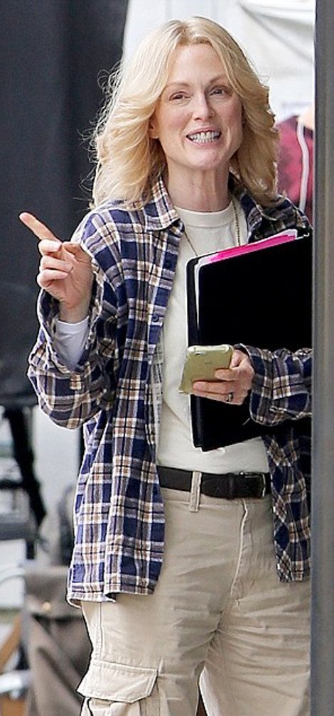 Η Τζούλιαν Μουρ έγινε κατάξανθη [εικόνες] | iefimerida.gr 2