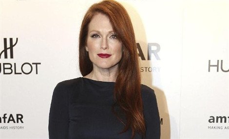 Η Τζούλιαν Μουρ έγινε κατάξανθη [εικόνες] | iefimerida.gr 7