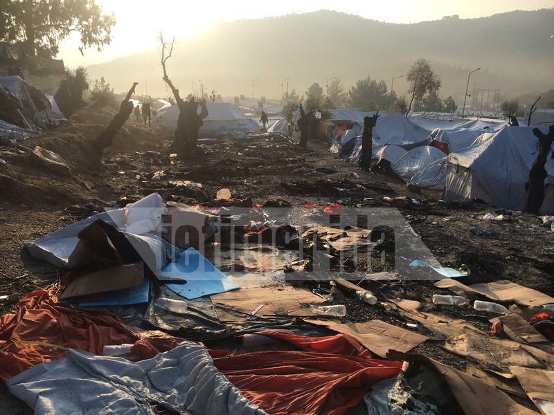 Μόρια: Εδώ ξέσπασε η πυρκαγιά -Το σημείο που έχασαν τη ζωή τους γιαγιά και εγγονός [εικόνα] | iefimerida.gr 0