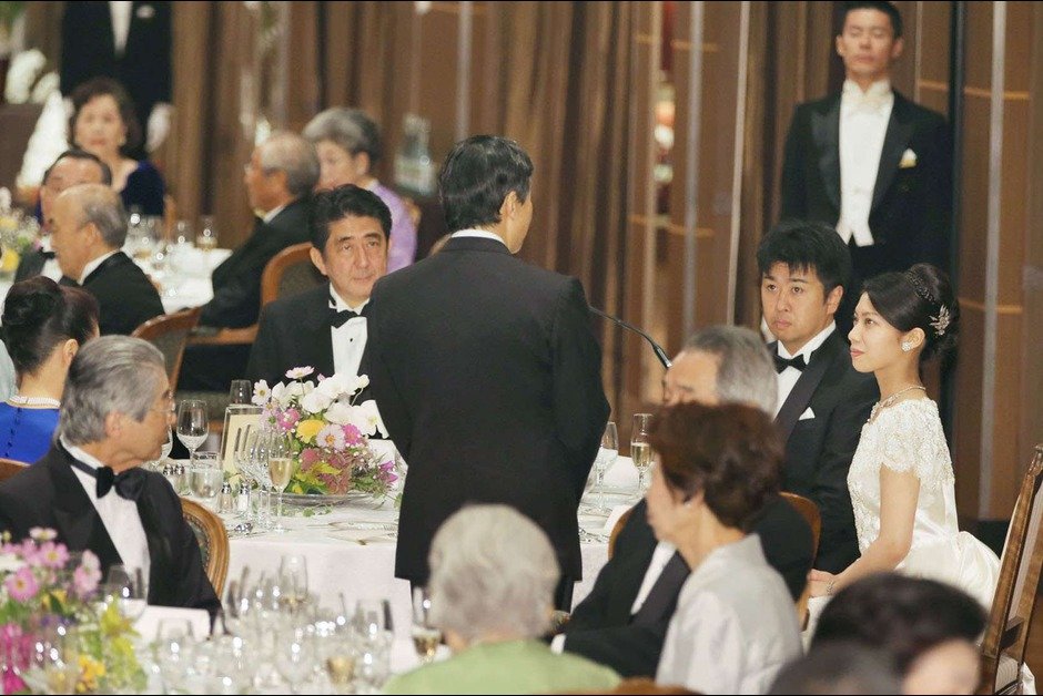 Η πριγκίπισσα της Ιαπωνίας Νορίκο παντρεύτηκε -Εντυπωσιακός γάμος με σαμουράι και γκέισες [εικόνες] | iefimerida.gr 2