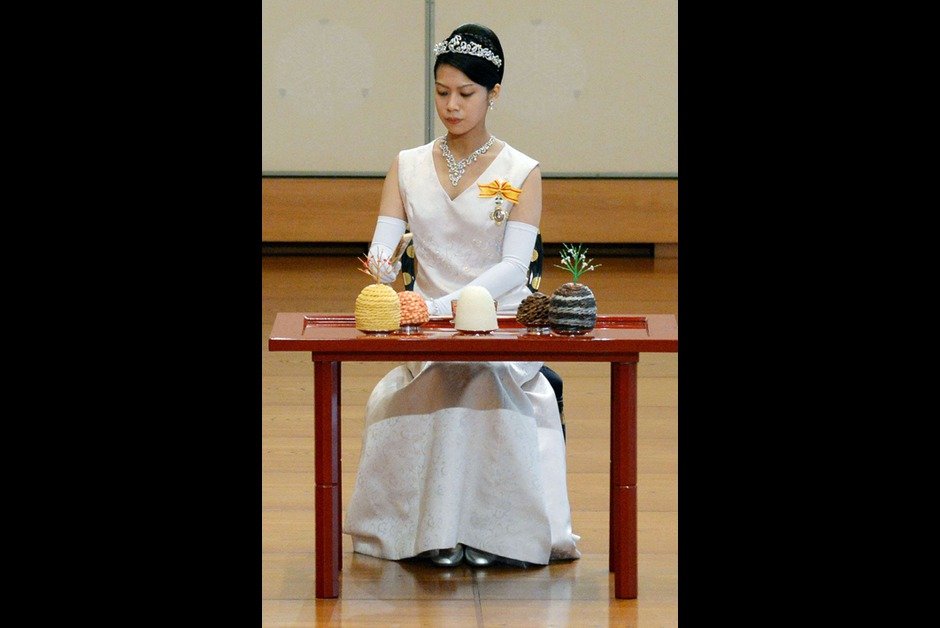 Η πριγκίπισσα της Ιαπωνίας Νορίκο παντρεύτηκε -Εντυπωσιακός γάμος με σαμουράι και γκέισες [εικόνες] | iefimerida.gr 3