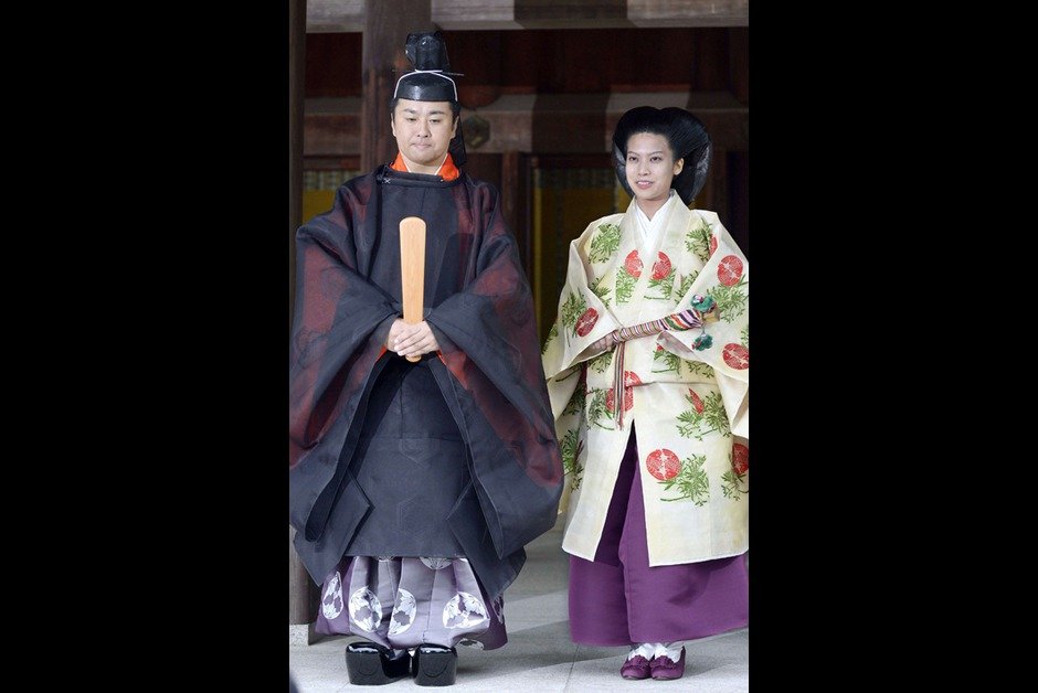 Η πριγκίπισσα της Ιαπωνίας Νορίκο παντρεύτηκε -Εντυπωσιακός γάμος με σαμουράι και γκέισες [εικόνες] | iefimerida.gr 11