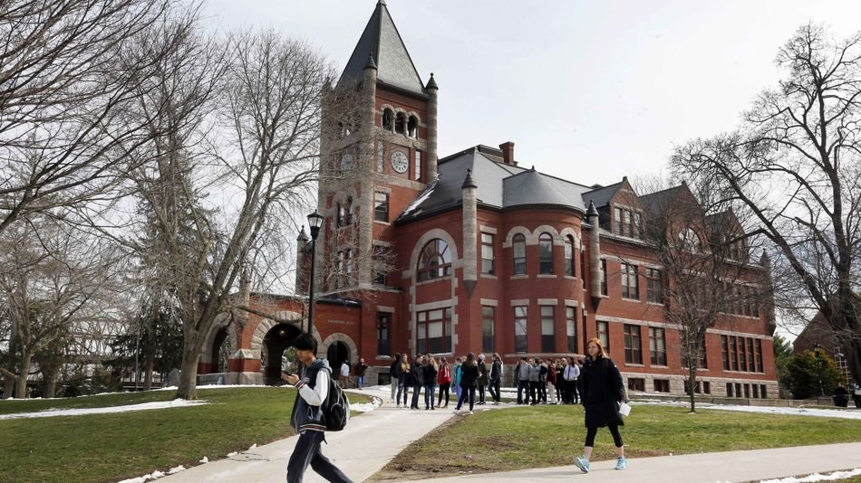 Οδηγούσε σαράβαλο, έτρωγε φτηνά και άφησε δωρεά... 4 εκατ. δολάρια [εικόνες] | iefimerida.gr 1