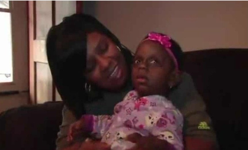 Η άσχημη πλευρά των social media: «Τρόλαραν» μωρό που πάσχει από σπάνια ασθένεια [εικόνες] | iefimerida.gr 2