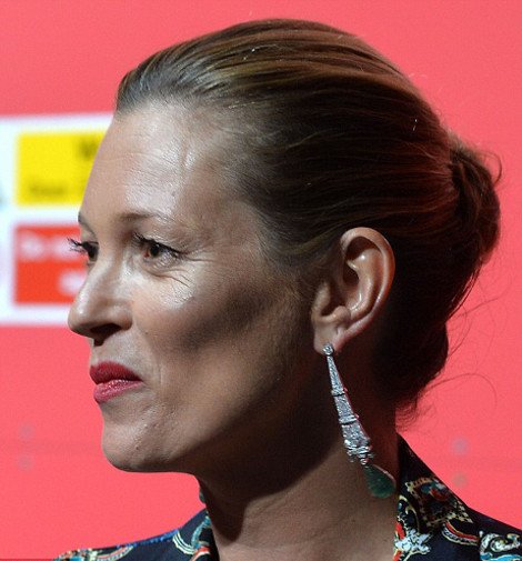 Φωτογραφία σοκ της Κέιτ Μος -Μοιάζει σαν να γέρασε απότομα [εικόνες] | iefimerida.gr 0