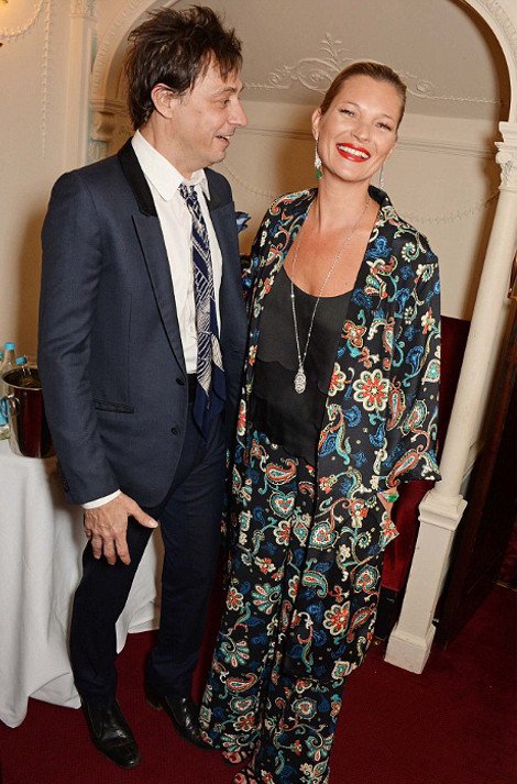 Φωτογραφία σοκ της Κέιτ Μος -Μοιάζει σαν να γέρασε απότομα [εικόνες] | iefimerida.gr 3