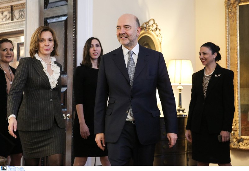 Με την κατά 23 χρόνια μικρότερη σύζυγό του στο Προεδρικό Μέγαρο ο Πιερ Μοσκοβισί -Πόζες με νάζι και γαλλική φινέτσα [εικόνες] | iefimerida.gr 2